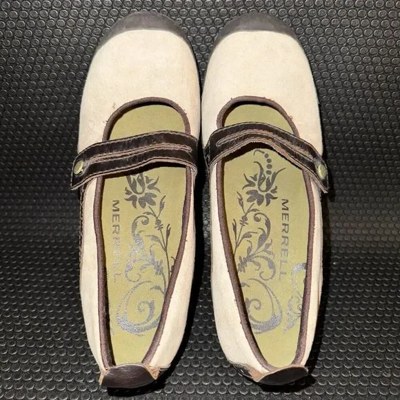 Merrell Women's Flats in Brown and Cream - Picture 6 of 8